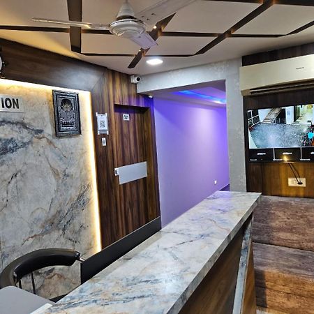 Hotel Ozone,Ahmadábád Kültér fotó